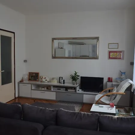 Deluxe Stomorica Apartman Zára