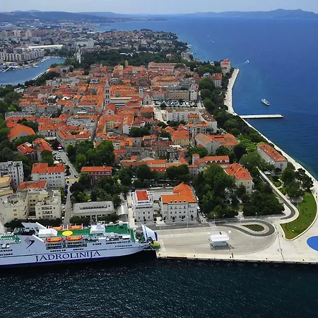 Apartman Deluxe Stomorica Zára